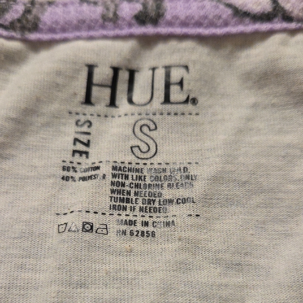 HUE pajamas with dogs Small NWT - Picture 4 of 4